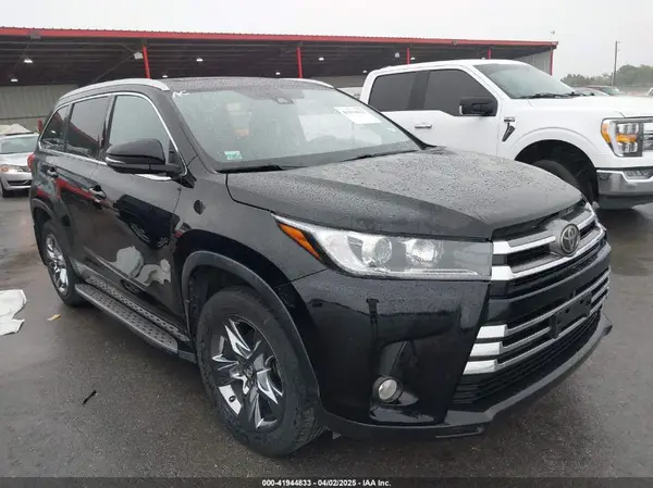 5TDYZRFH5JS273802 2018 TOYOTA HIGHLANDER - Image 1