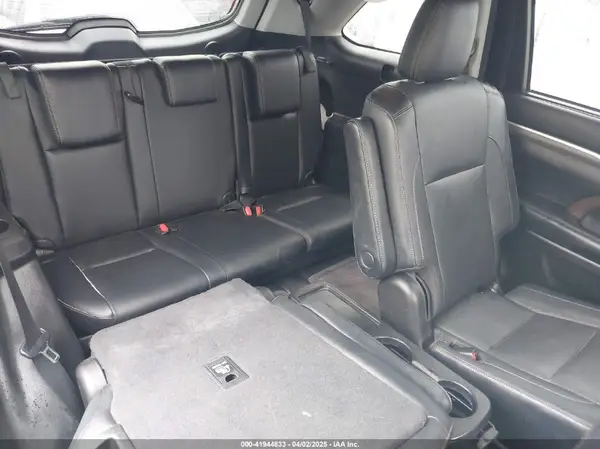 5TDYZRFH5JS273802 2018 TOYOTA HIGHLANDER - Image 8