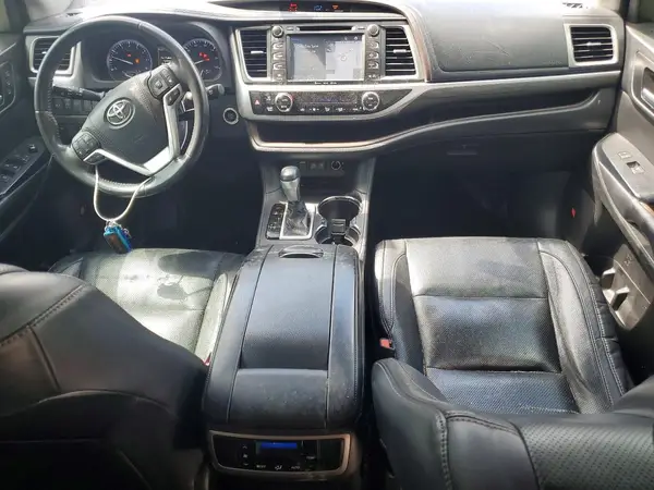 5TDYZRFH5JS273816 2018 TOYOTA HIGHLANDER - Image 8