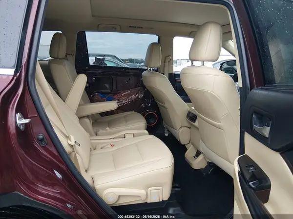 5TDYZRFH5JS286744 2018 TOYOTA HIGHLANDER - Image 8