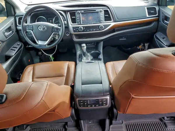 5TDYZRFH5KS289225 2019 TOYOTA HIGHLANDER - Image 8