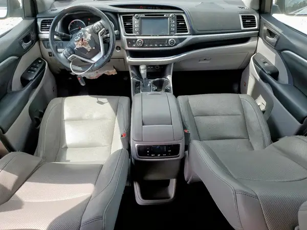 5TDYZRFH5KS305746 2019 TOYOTA HIGHLANDER - Image 8