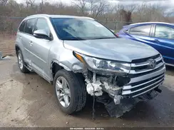 5TDYZRFH6HS195511 2017 TOYOTA HIGHLANDER