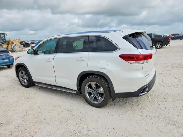 5TDYZRFH6HS199204 2017 TOYOTA HIGHLANDER - Image 2
