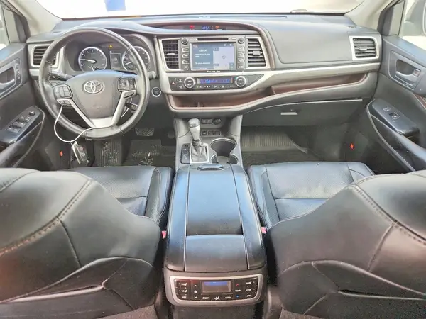 5TDYZRFH6HS199204 2017 TOYOTA HIGHLANDER - Image 8