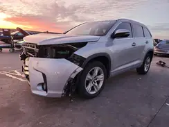 5TDYZRFH6HS217572 2017 TOYOTA HIGHLANDER