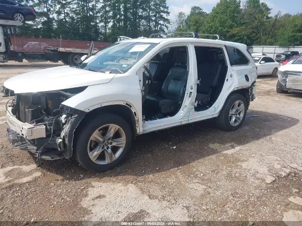 5TDYZRFH6HS221234 2017 TOYOTA HIGHLANDER - Image 2