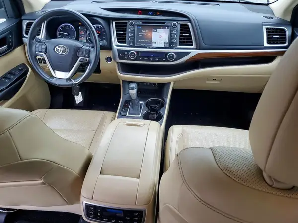 5TDYZRFH6HS223274 2017 TOYOTA HIGHLANDER - Image 8