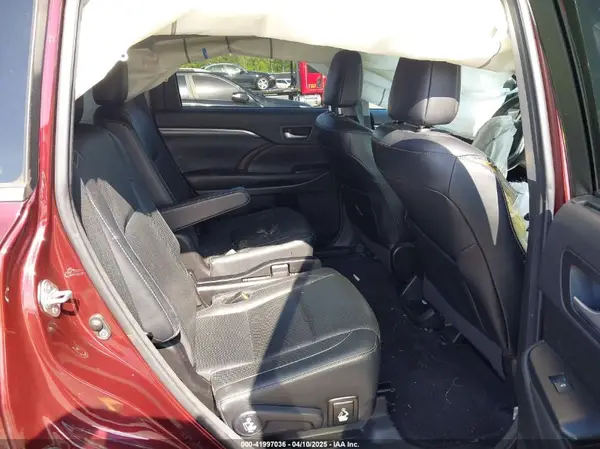 5TDYZRFH6HS229334 2017 TOYOTA HIGHLANDER - Image 8