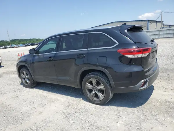 5TDYZRFH6JS237407 2018 TOYOTA HIGHLANDER - Image 2