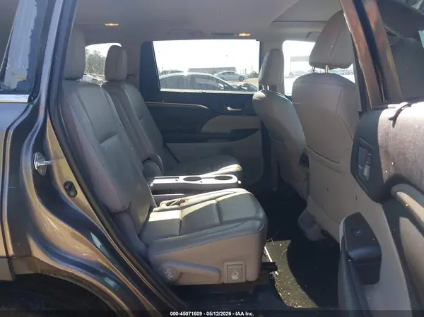 5TDYZRFH6JS244387 2018 TOYOTA HIGHLANDER - Image 8
