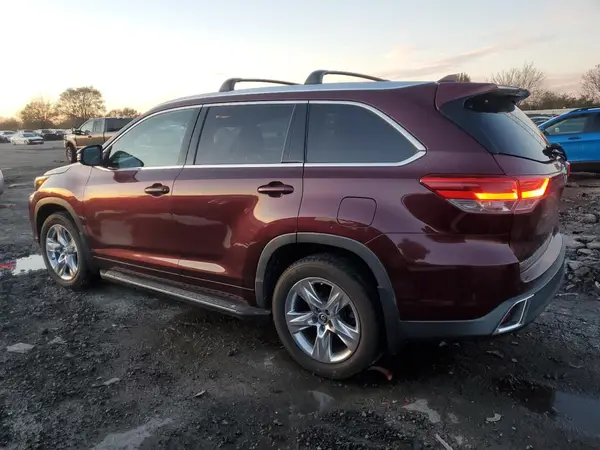 5TDYZRFH6JS245037 2018 TOYOTA HIGHLANDER - Image 2