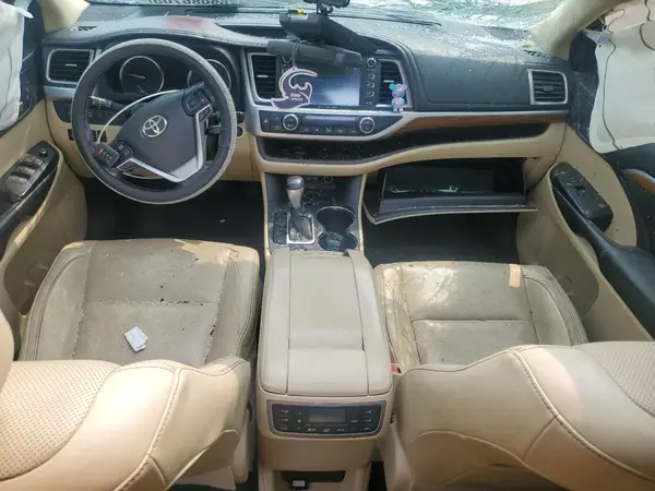 5TDYZRFH6JS250027 2018 TOYOTA HIGHLANDER - Image 8