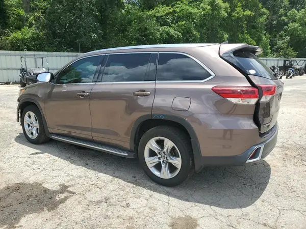 5TDYZRFH6JS270973 2018 TOYOTA HIGHLANDER - Image 2