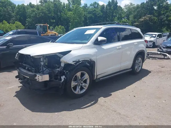 5TDYZRFH6KS324936 2019 TOYOTA HIGHLANDER - Image 2