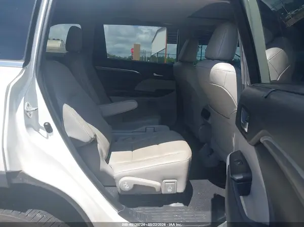 5TDYZRFH6KS324936 2019 TOYOTA HIGHLANDER - Image 8