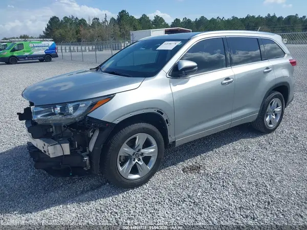 5TDYZRFH6KS331935 2019 TOYOTA HIGHLANDER - Image 2