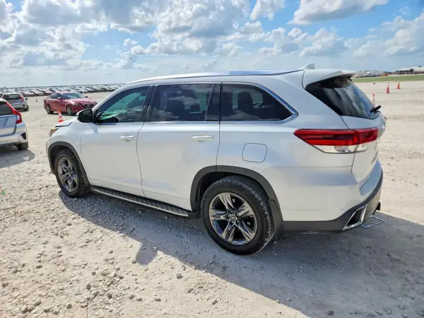 5TDYZRFH7HS193279 2017 TOYOTA HIGHLANDER - Image 2