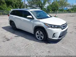 5TDYZRFH7HS215121 2017 TOYOTA HIGHLANDER