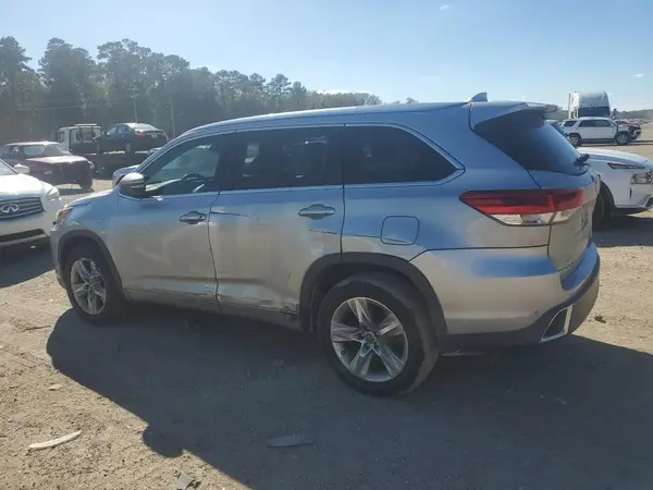 5TDYZRFH7HS222490 2017 TOYOTA HIGHLANDER - Image 2