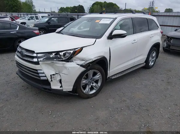 5TDYZRFH7HS223719 2017 TOYOTA HIGHLANDER - Image 2