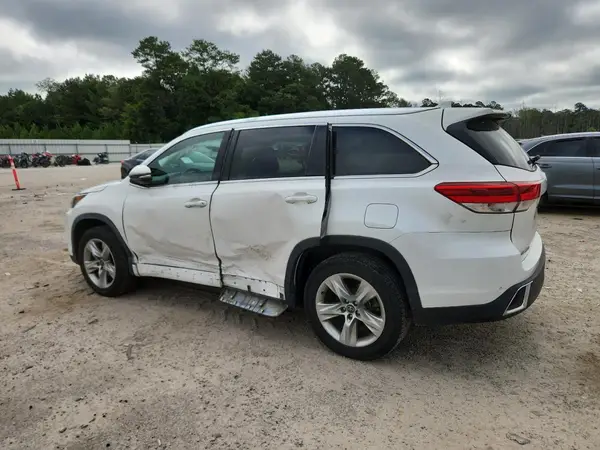 5TDYZRFH7HS223963 2017 TOYOTA HIGHLANDER - Image 2