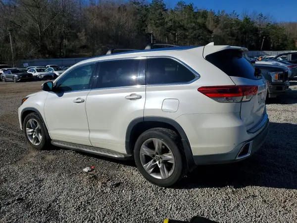 5TDYZRFH7HS223994 2017 TOYOTA HIGHLANDER - Image 2
