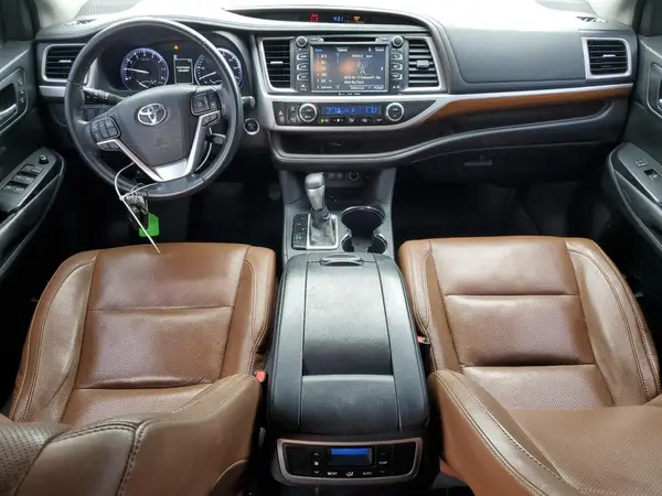 5TDYZRFH7JS237285 2018 TOYOTA HIGHLANDER - Image 8