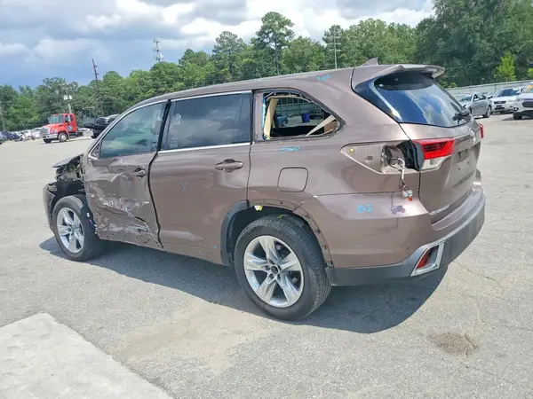 5TDYZRFH7JS242938 2018 TOYOTA HIGHLANDER - Image 2