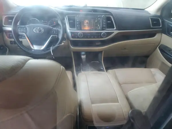 5TDYZRFH7JS246133 2018 TOYOTA HIGHLANDER - Image 8
