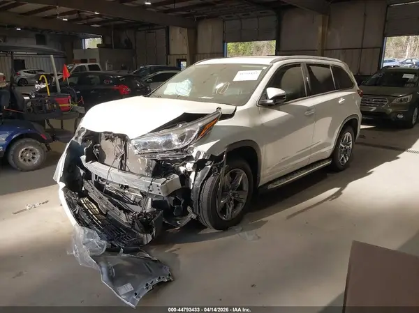 5TDYZRFH7KS291915 2019 TOYOTA HIGHLANDER - Image 2