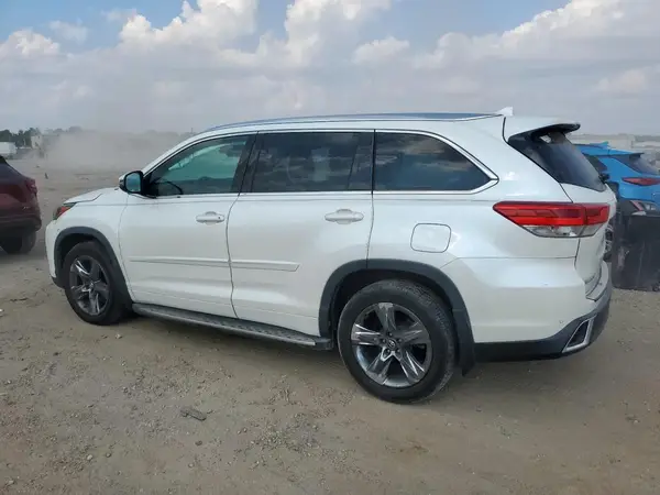 5TDYZRFH7KS297438 2019 TOYOTA HIGHLANDER - Image 2