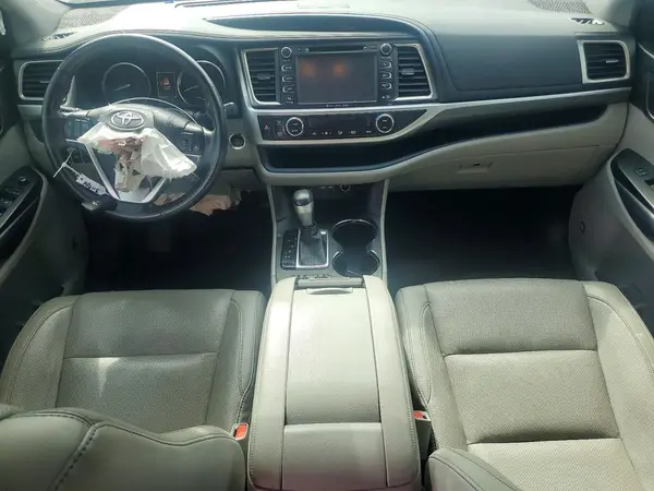 5TDYZRFH7KS311984 2019 TOYOTA HIGHLANDER - Image 8