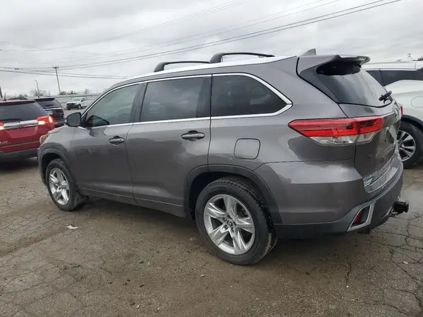 5TDYZRFH7KS344659 2019 TOYOTA HIGHLANDER - Image 2