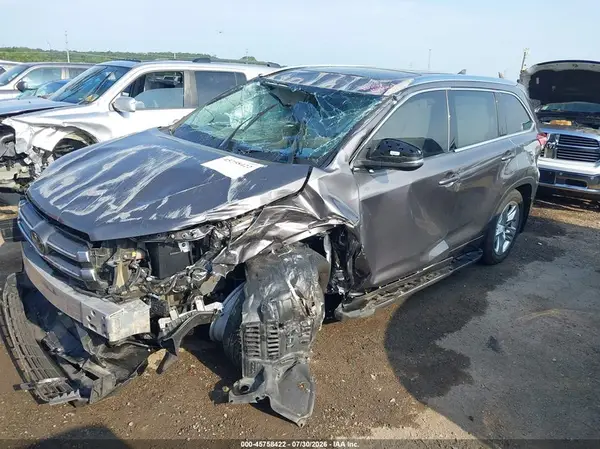 5TDYZRFH7KS350042 2019 TOYOTA HIGHLANDER - Image 2