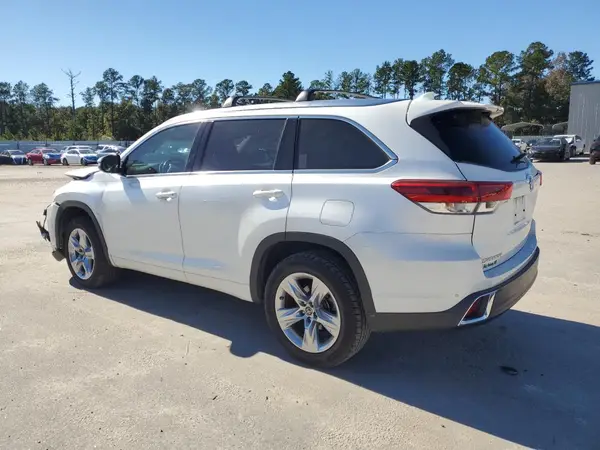 5TDYZRFH7KS361123 2019 TOYOTA HIGHLANDER - Image 2