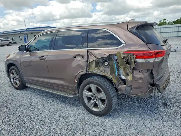 5TDYZRFH8HS213507 2017 TOYOTA HIGHLANDER - Image 2