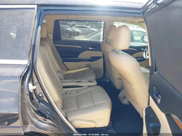 5TDYZRFH8HS218027 2017 TOYOTA HIGHLANDER - Image 8