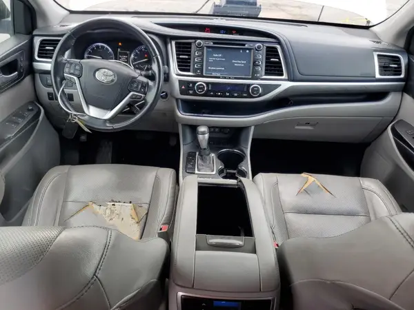 5TDYZRFH8HS220604 2017 TOYOTA HIGHLANDER - Image 8