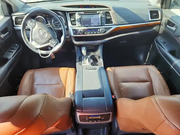 5TDYZRFH8HS222031 2017 TOYOTA HIGHLANDER - Image 8