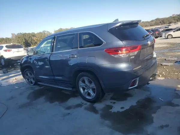 5TDYZRFH8HS225205 2017 TOYOTA HIGHLANDER - Image 2