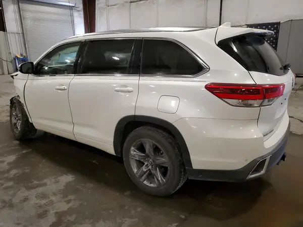 5TDYZRFH8JS237229 2018 TOYOTA HIGHLANDER - Image 2