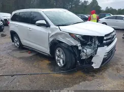 5TDYZRFH8JS238302 2018 TOYOTA HIGHLANDER