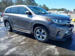 5TDYZRFH8JS251809 2018 TOYOTA HIGHLANDER