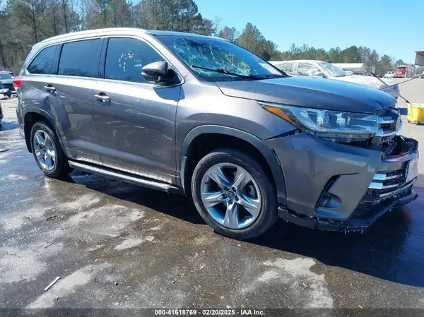 5TDYZRFH8JS251809 2018 TOYOTA HIGHLANDER - Image 1