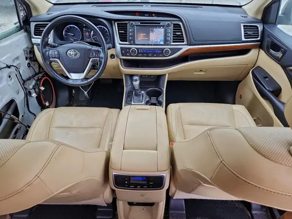 5TDYZRFH8JS286446 2018 TOYOTA HIGHLANDER - Image 8