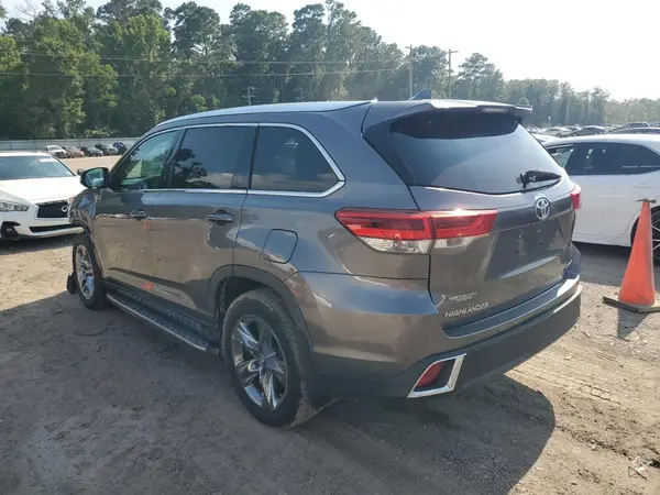 5TDYZRFH8KS289493 2019 TOYOTA HIGHLANDER - Image 2