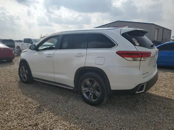 5TDYZRFH8KS305093 2019 TOYOTA HIGHLANDER - Image 2
