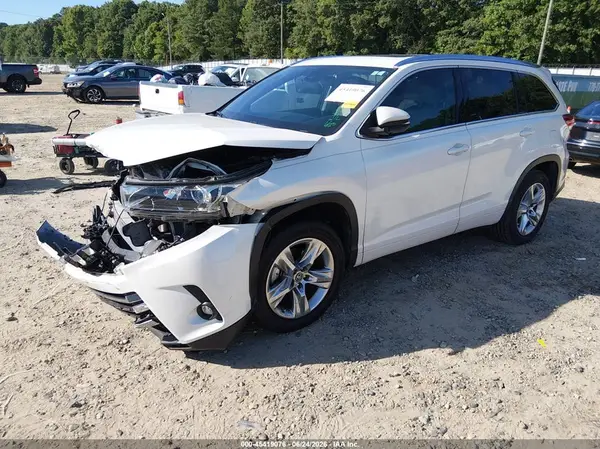 5TDYZRFH8KS306941 2019 TOYOTA HIGHLANDER - Image 2