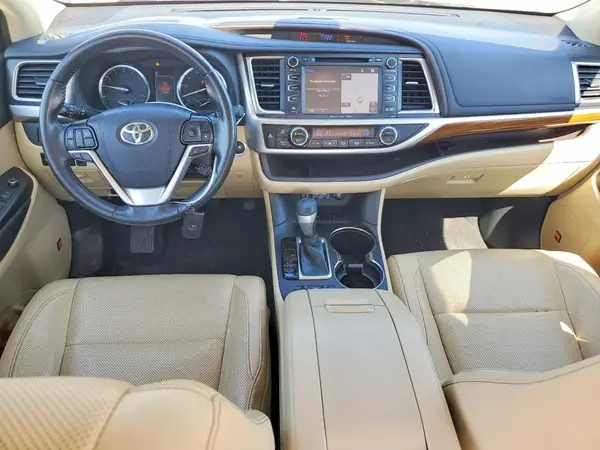 5TDYZRFH8KS311363 2019 TOYOTA HIGHLANDER - Image 8